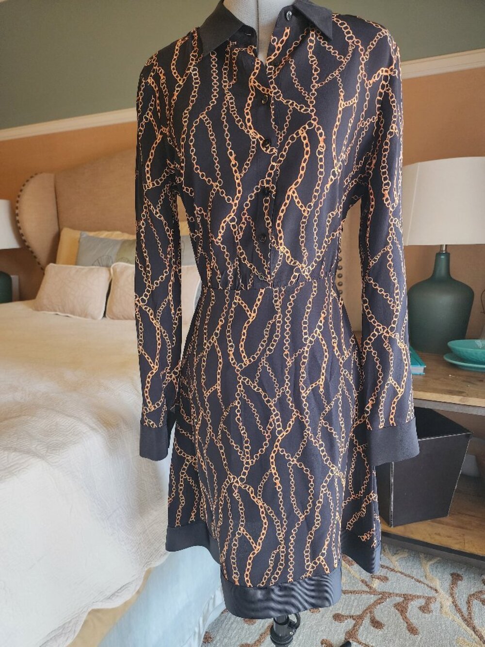 L'Agence Estelle Chain Print Silk Shirtdress Gold Black Long Sleeve 0 GUC